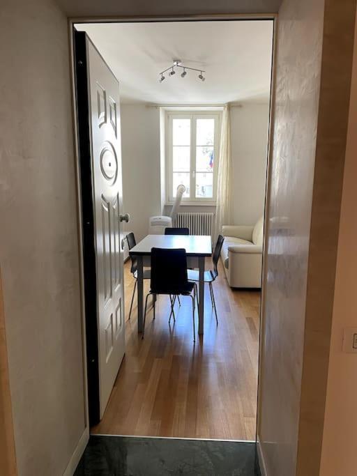 Via Milano Apartment Triest Exterior foto
