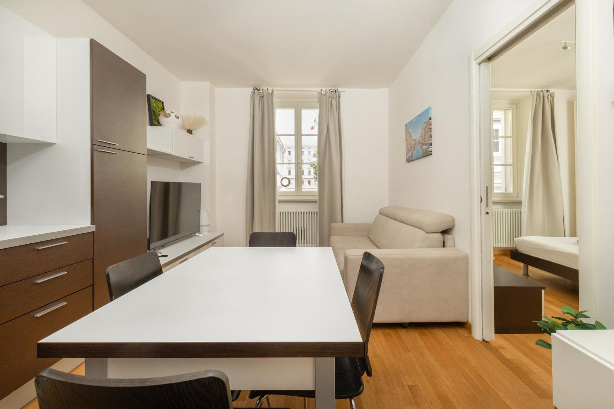 Via Milano Apartment Triest Exterior foto
